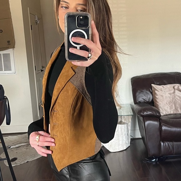 Vintage Western-Style Vest - Picture 2 of 5